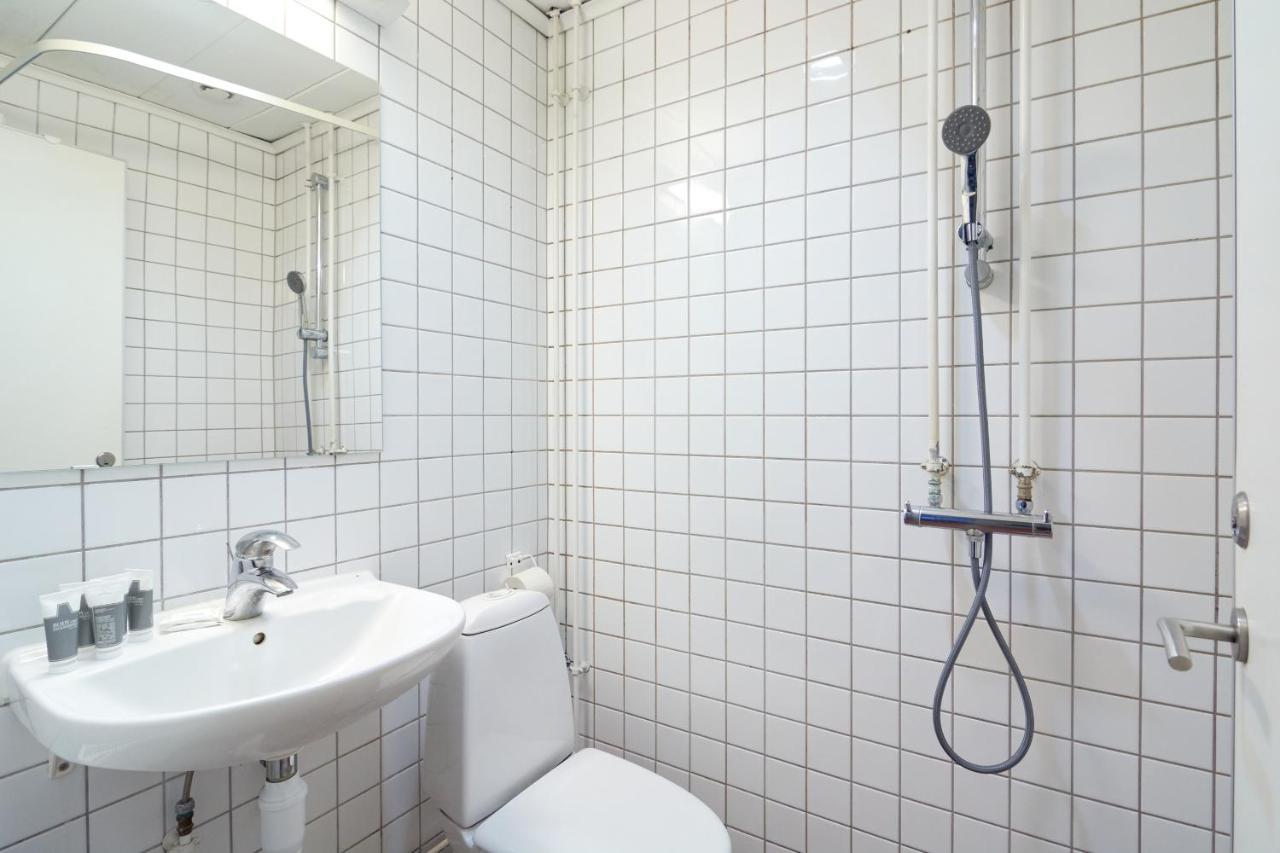 Stylish 5 Person Apartment In Vibrant Urban Area København Eksteriør billede